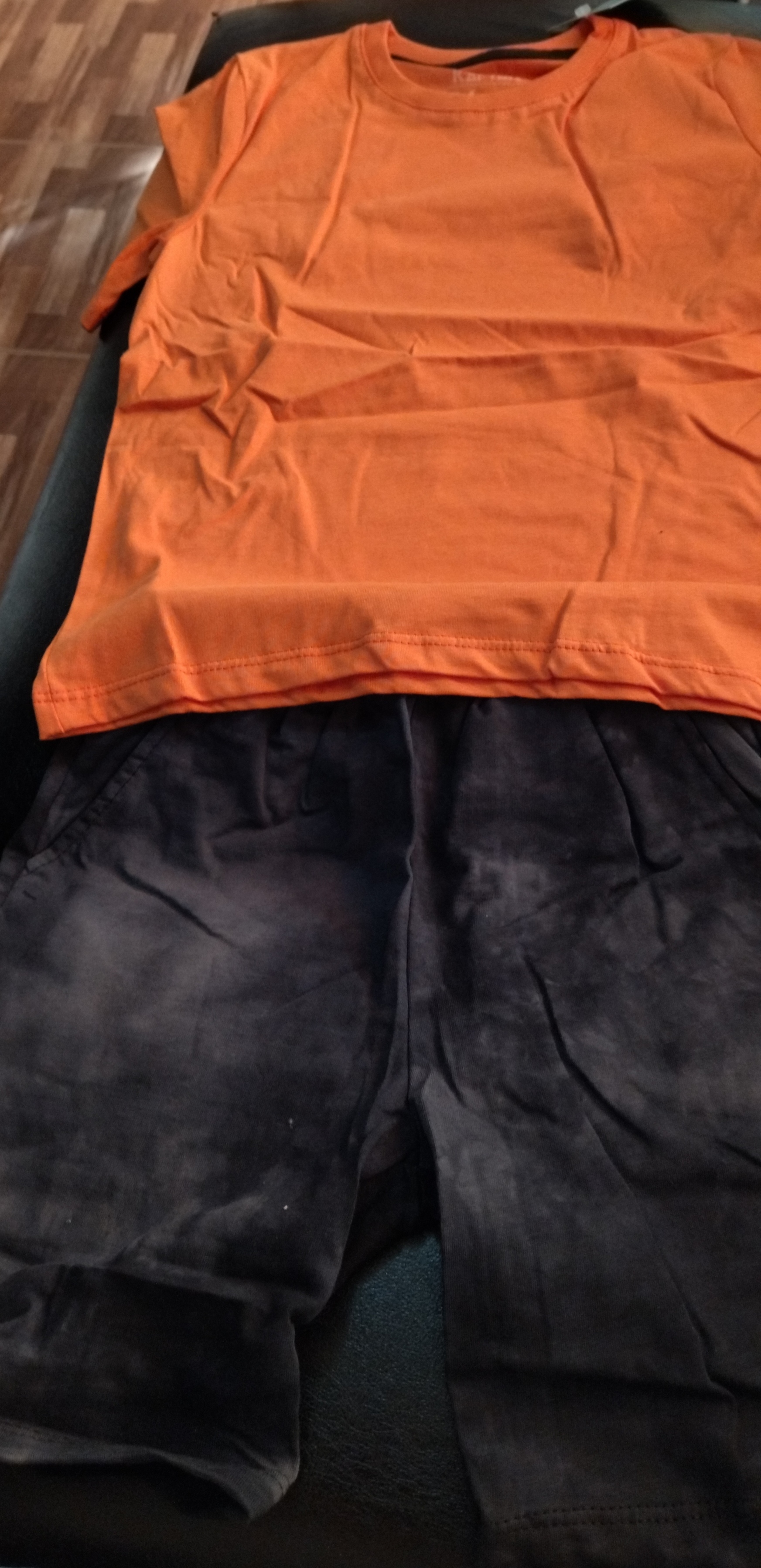 Фотография покупателя товара Костюм для мальчика (футболка, шорты) KAFTAN "Trendy" размер 34 (122-128), цвет оранжевый - Фото 1