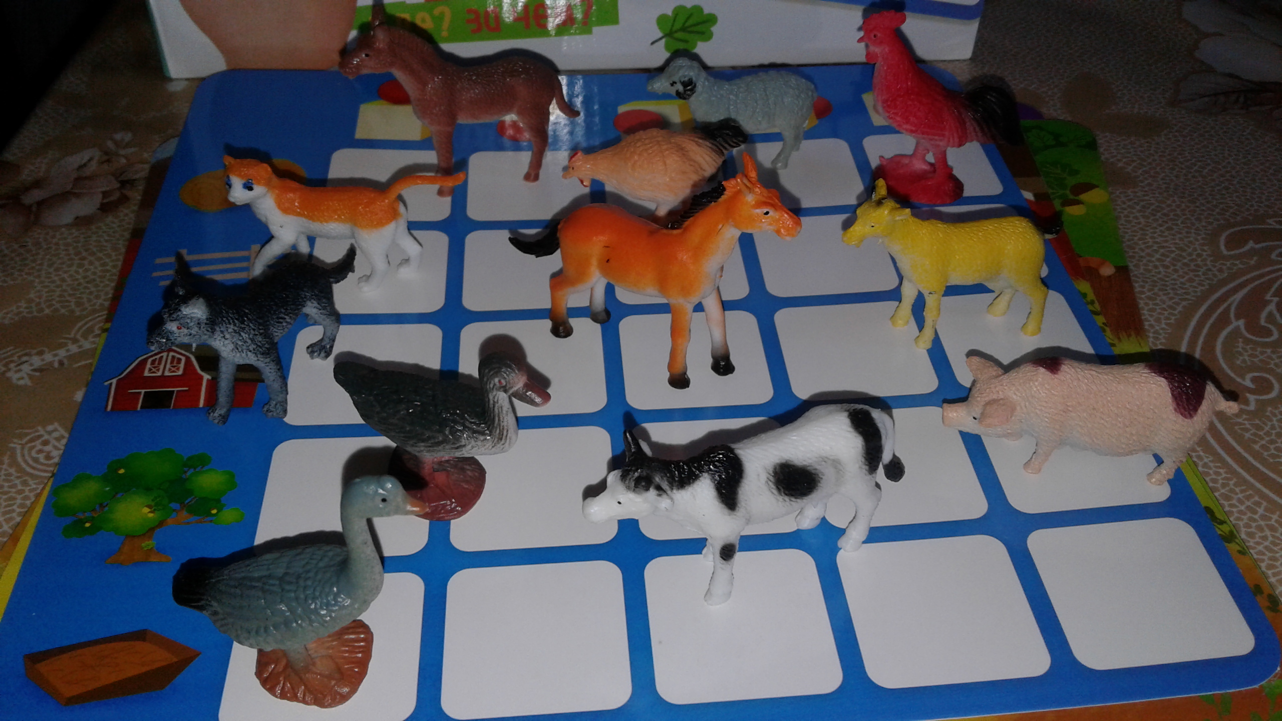 Фотография покупателя товара Настольная развивающая игра «Привет из джунглей», животные пластик - Фото 2