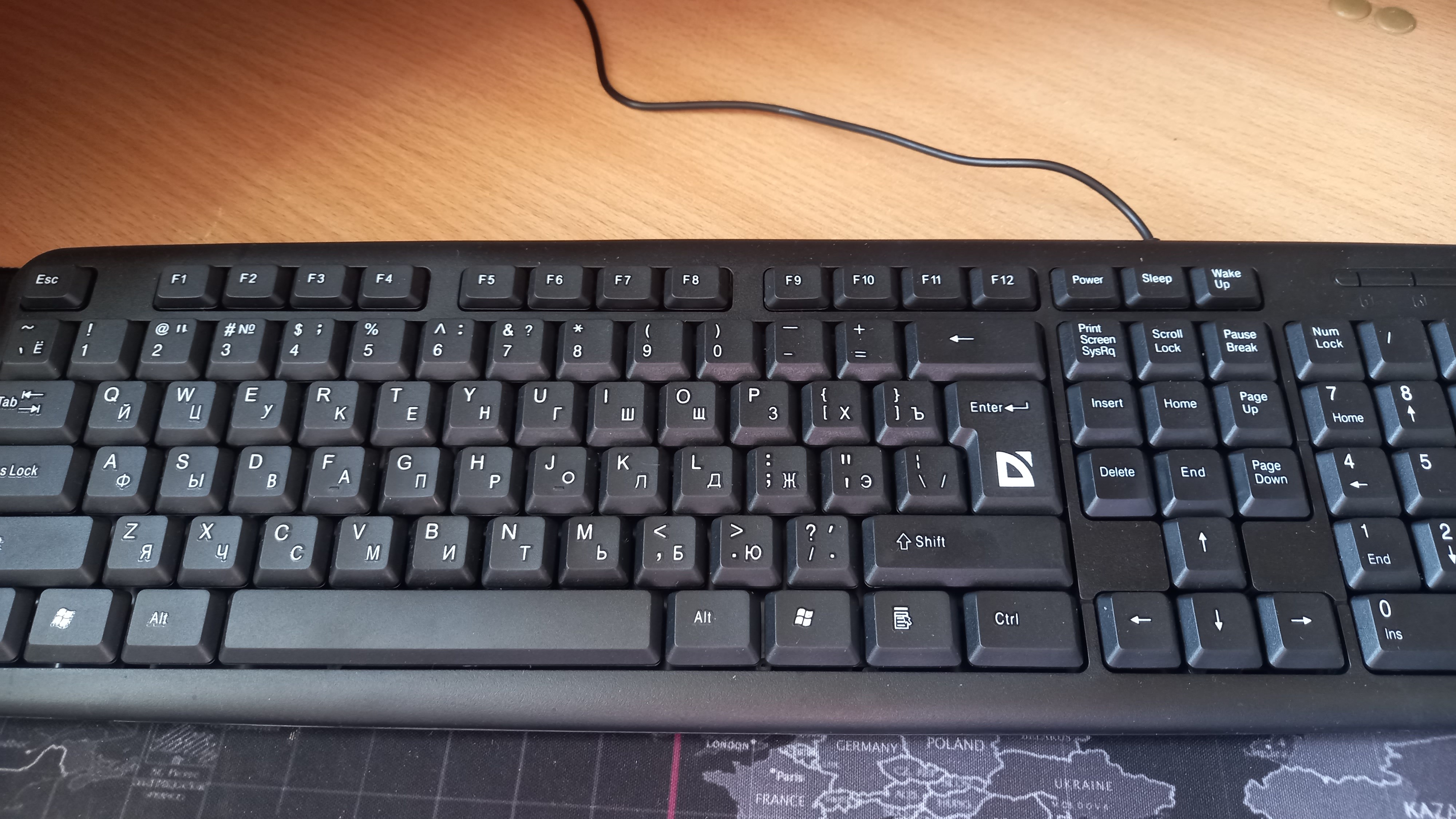 Фотография покупателя товара Клавиатура Defender #1 HB-420 RU, проводная, мембранная, 107 клавиш, USB, 1.5 м, черная