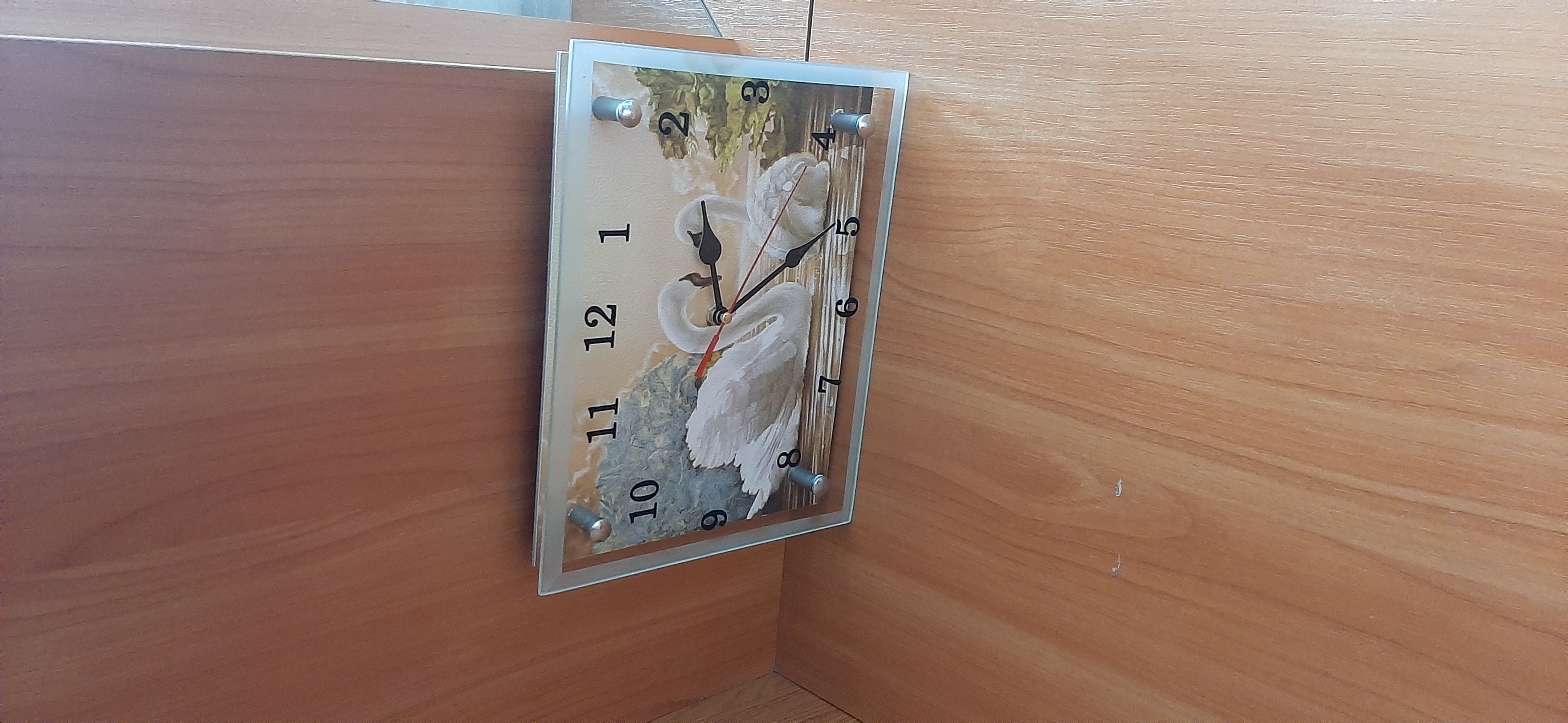 Фотография покупателя товара Часы-картина настенные, интерьерные "Лебеди", бесшумные, 25 х 20 см - Фото 1