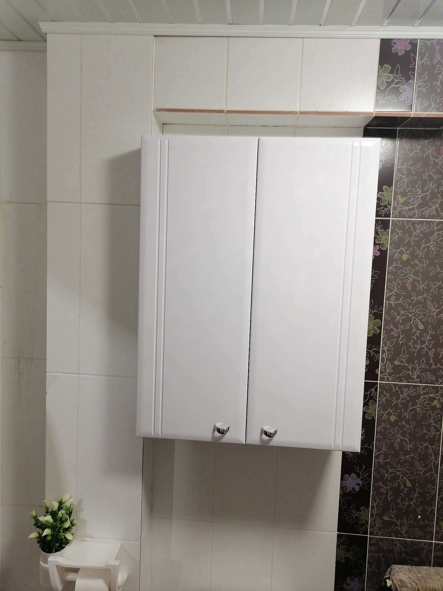 Фотография покупателя товара Шкаф навесной для ванной комнаты "Тура 6001", 60 х 24 х 80 см - Фото 2