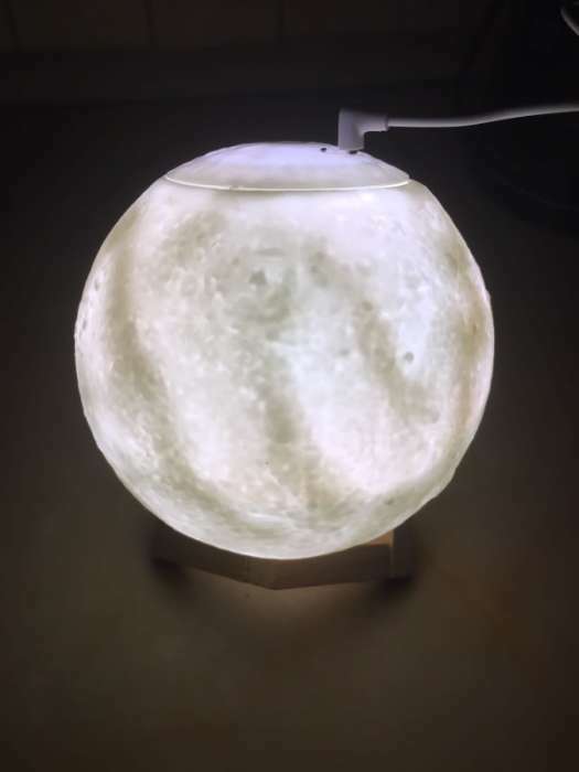 Фотография покупателя товара Увлажнитель-ночник Luazon HM-4, ультразвуковой "Луна", 2 Вт, 0.8 л, от USB - Фото 13