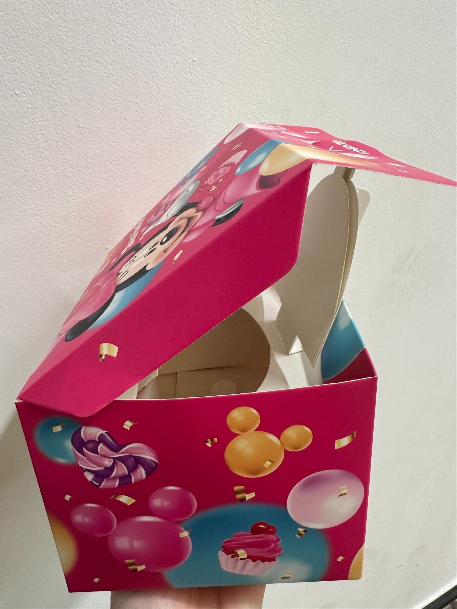 Фотография покупателя товара Бум Коробка складная Сюрприз, 20 х 15 х 12.5 см, Минни Маус - Фото 3