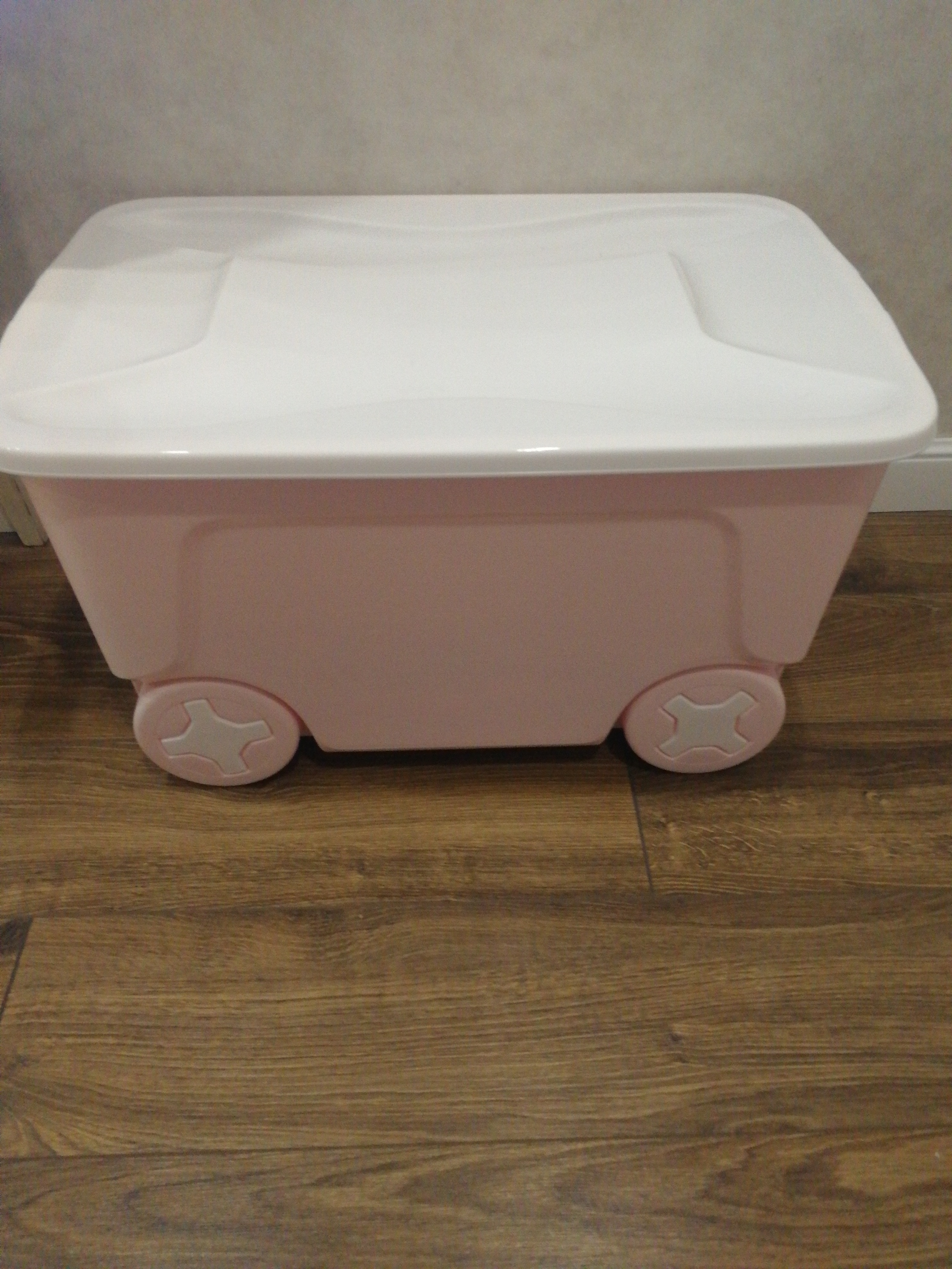 Фотография покупателя товара Детский ящик для игрушек COOL на колесах 50 литров, цвет розовый
