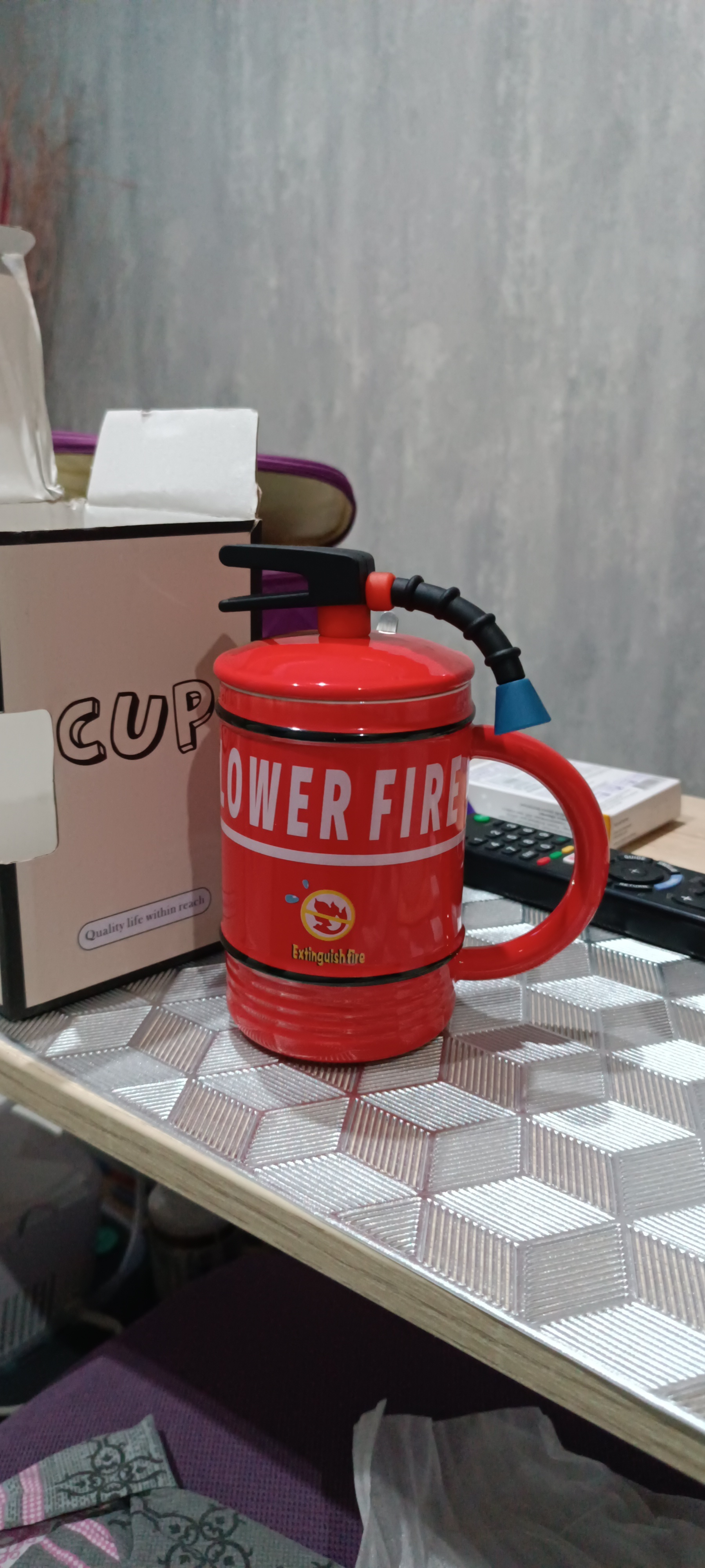 Фотография покупателя товара Кружка керамическая Lover Fire, 480 мл, цвет красный - Фото 1