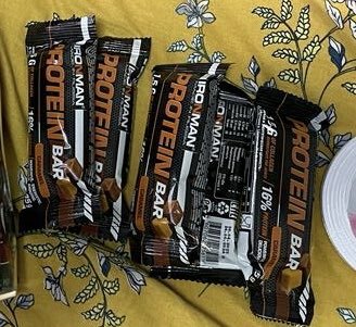 Фотография покупателя товара Протеиновый батончик IRONMAN Protein Bar с коллагеном, карамель, спортивное питание, 35 г - Фото 1