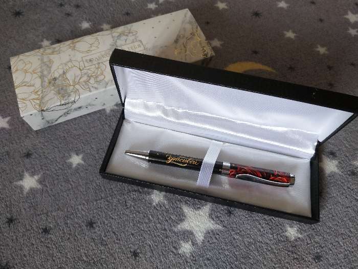 Фотография покупателя товара Ручка в подарочном футляре «Только для тебя», металл - Фото 2