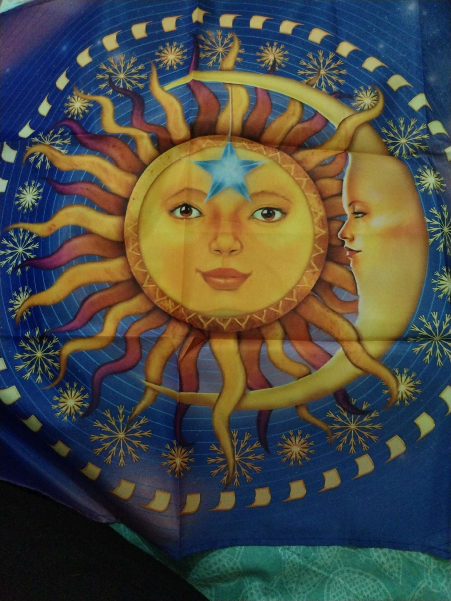 Фотография покупателя товара Скатерть для гадания «Солнце», 50х50 см, 16+ - Фото 1
