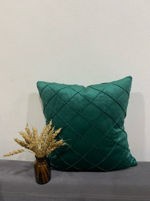 Фотография покупателя товара Наволочка декоративная Этель «Соло», цвет изумрудный, размер 43х43 см