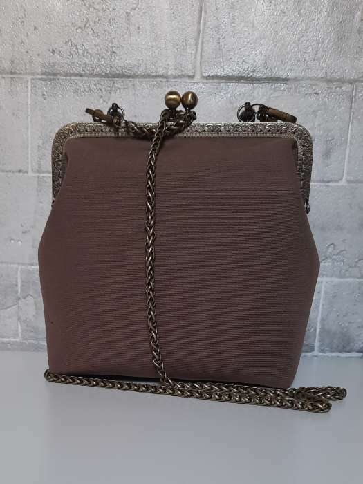 Фотография покупателя товара Цепочка для сумки, с карабинами, железная, 7×7 мм, 120 см, цвет золотой - Фото 10