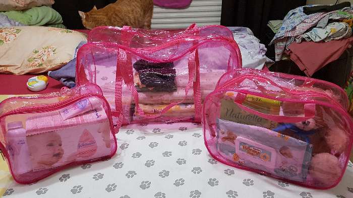 Фотография покупателя товара Набор сумок в роддом, 3 шт., цветной ПВХ, цвет розовый - Фото 15