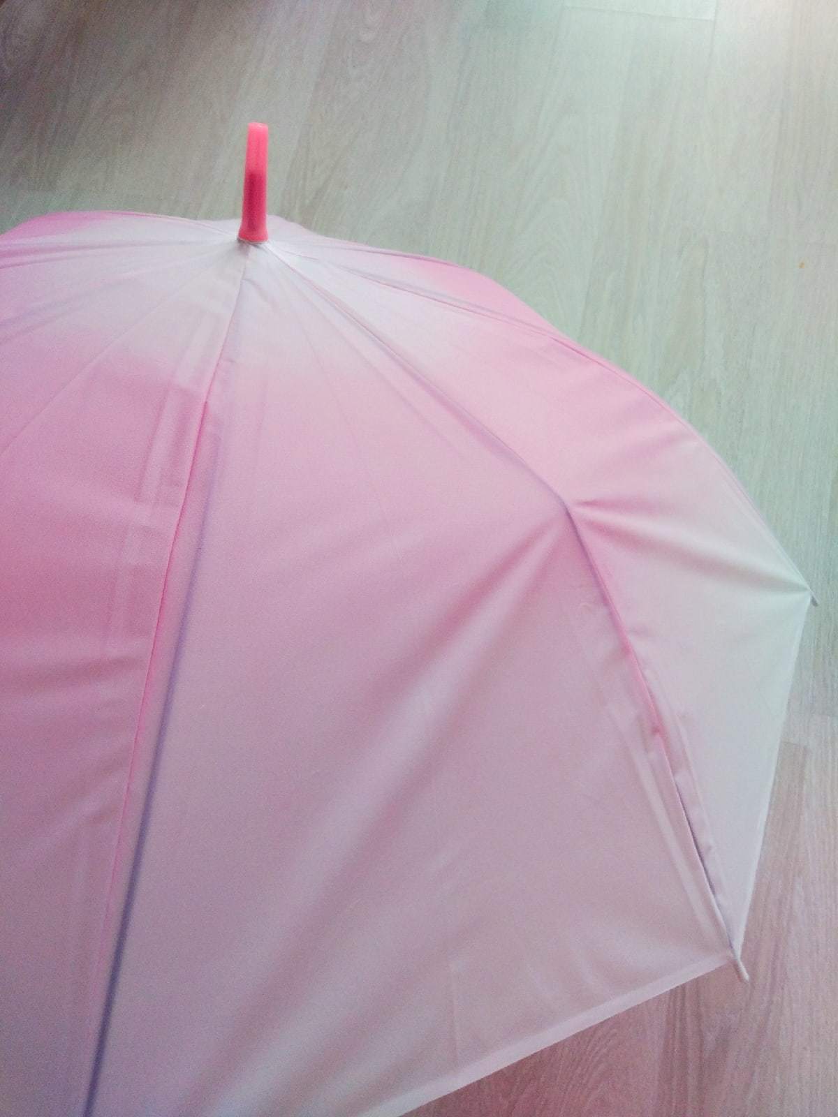 Фотография покупателя товара Зонт - трость полуавтоматический «Градиент», 8 спиц, R = 46 см, цвет розовый - Фото 3