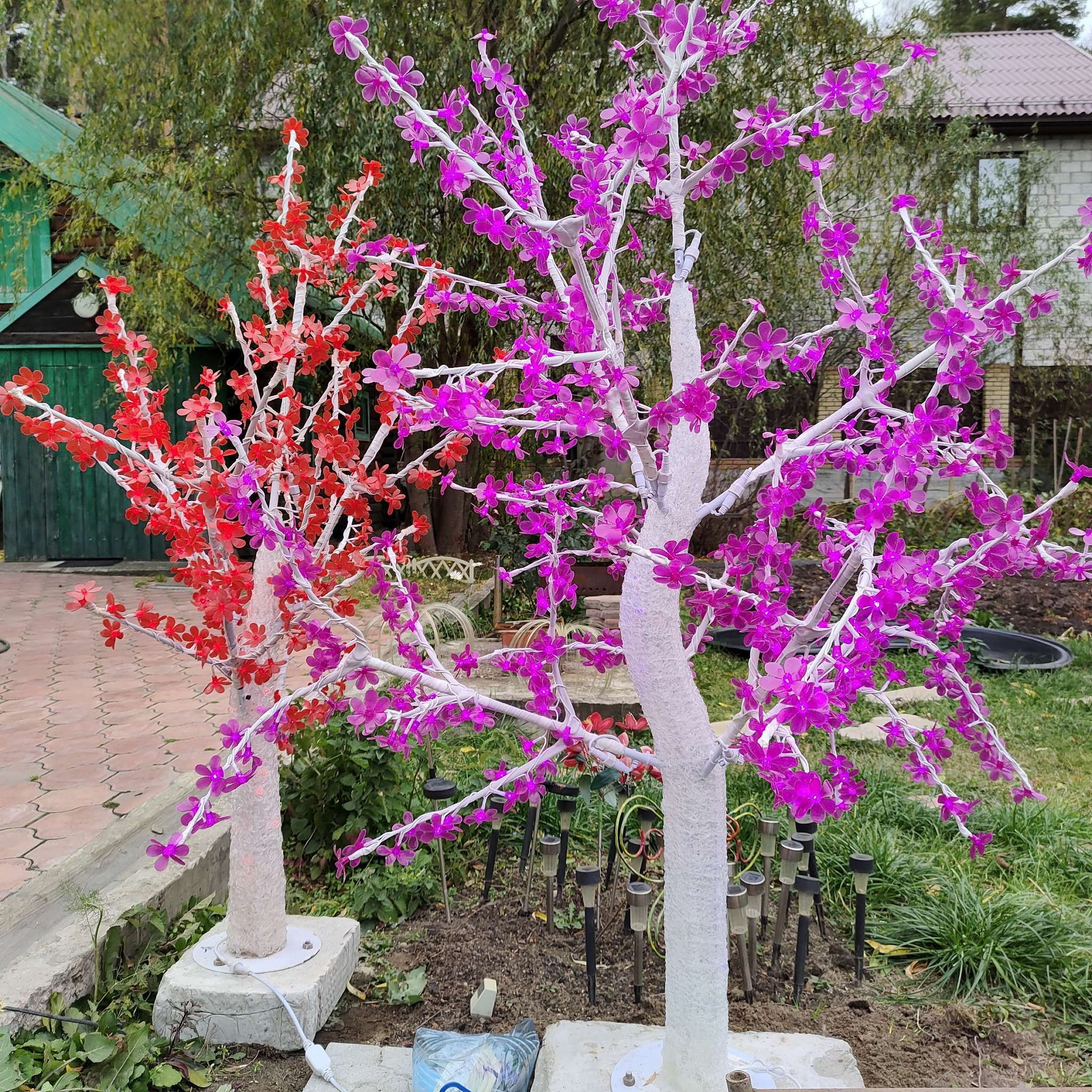 Фотография покупателя товара Светодиодное дерево «Акриловое» 1.8 м, 768 LED, постоянное свечение, 220 В, свечение фиолетовое - Фото 1