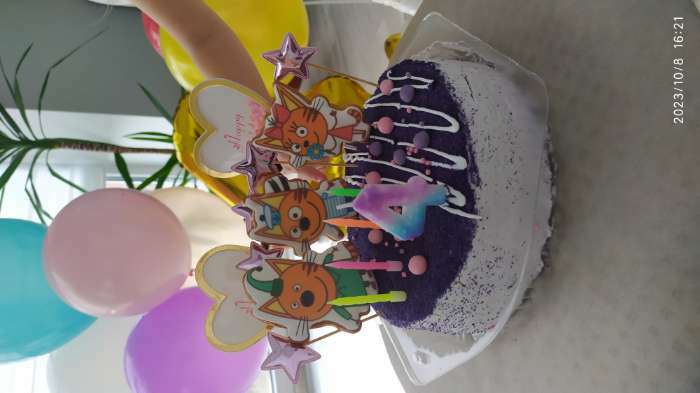 Фотография покупателя товара Свеча в торт на день рождения «‎Цветное конфетти»‎, цифра "8", 5.5 см - Фото 24