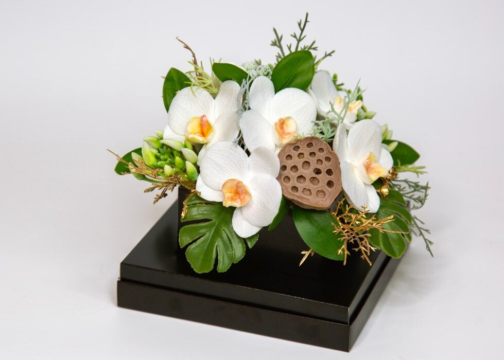 Фотография покупателя товара Коробка для цветов с вазой и PVC окнами, складная, 16×23×16 см, крафт - Фото 15