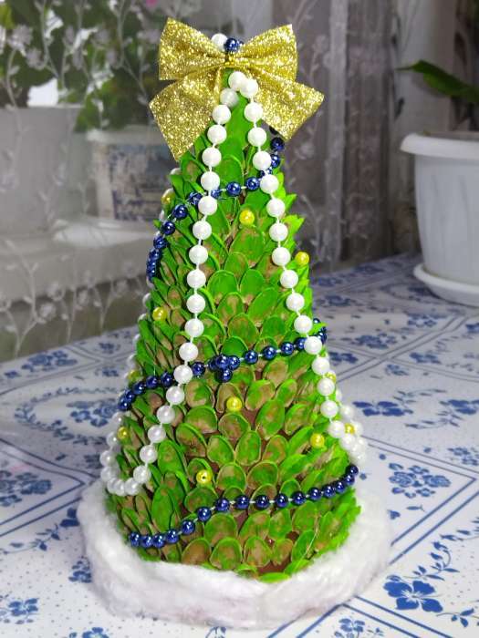 Фотография покупателя товара Ёлочные игрушки 12 шт. «Зимнее волшебство. Бантик» пластик, 5.5×5 см, белый - Фото 40