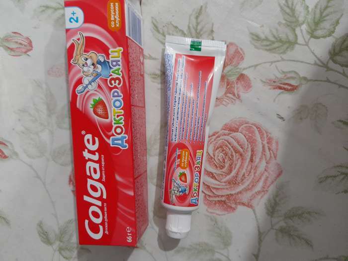 Фотография покупателя товара Зубная паста Colgate «Доктор Заяц», со вкусом клубники, 50 мл