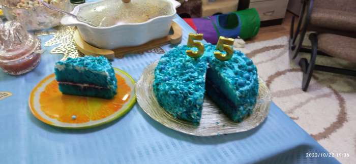 Фотография покупателя товара Свеча в торт на шпажке «‎Грань», цифра "5", золотая, 5 см