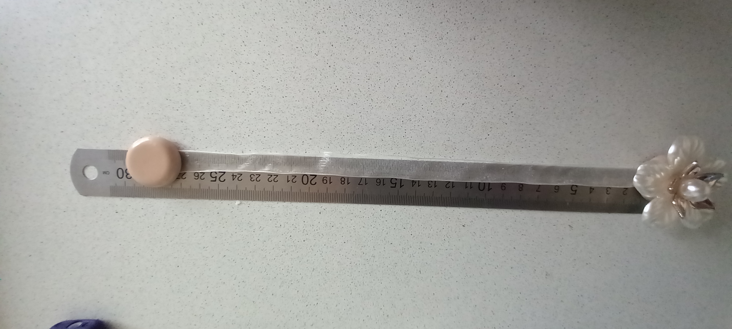 Фотография покупателя товара Подхват для штор «Перламутровый пятилистник», d = 5,5 см, цвет белый