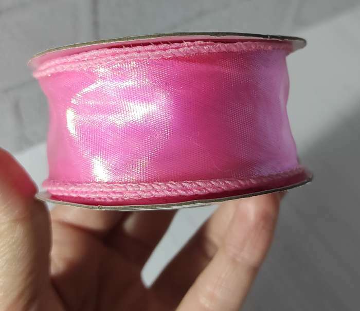 Фотография покупателя товара Лента капроновая «Волна», с радужным переливом, 38 мм, 9,1 ± 0,5 м, цвет розовый