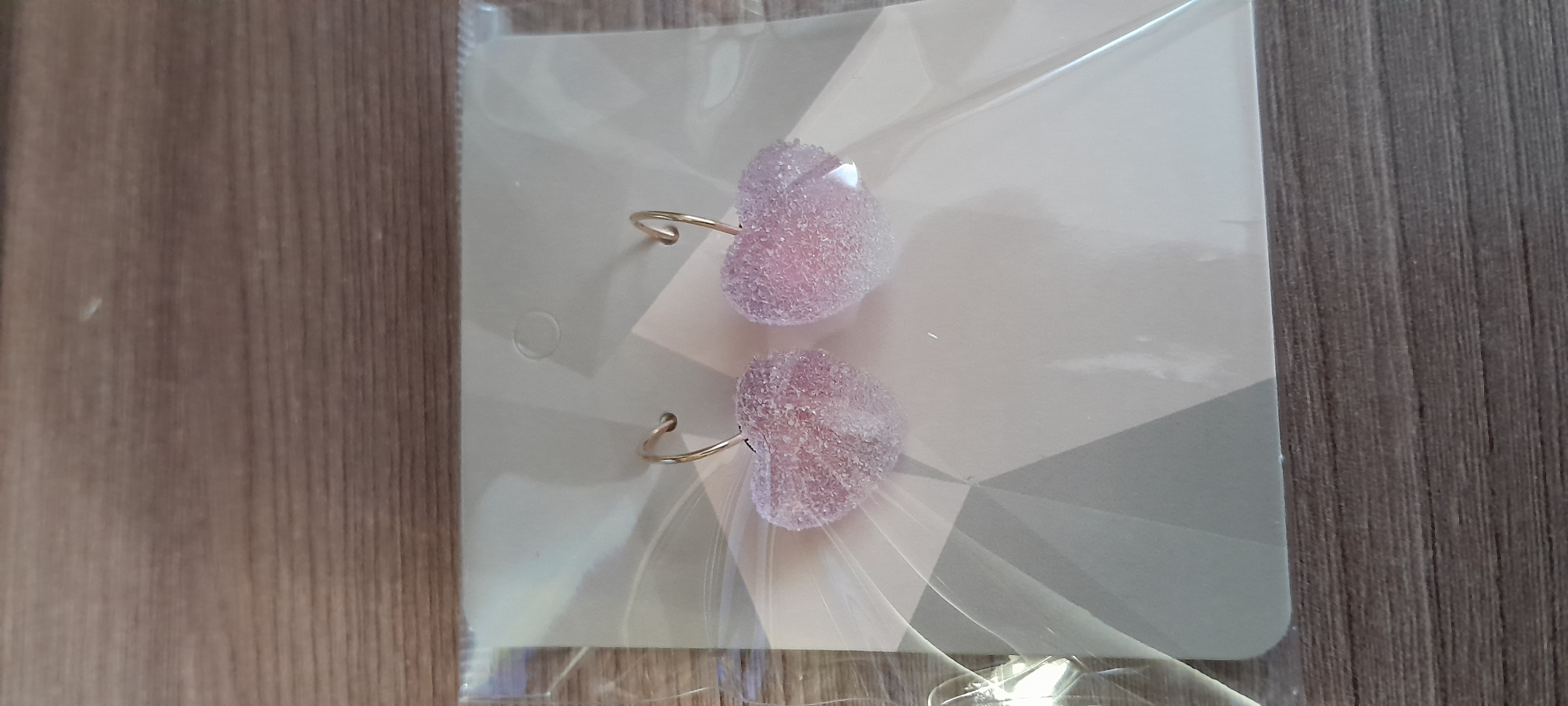 Фотография покупателя товара Серьги ассорти «Мармеладные сердечки» в сахаре, цвет МИКС - Фото 3