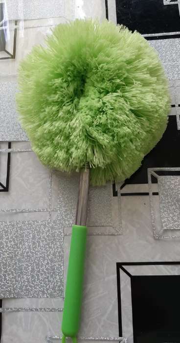 Фотография покупателя товара Щётка для удаления пыли, телескопическая ручка Доляна, 25-60 см, цвет МИКС - Фото 4