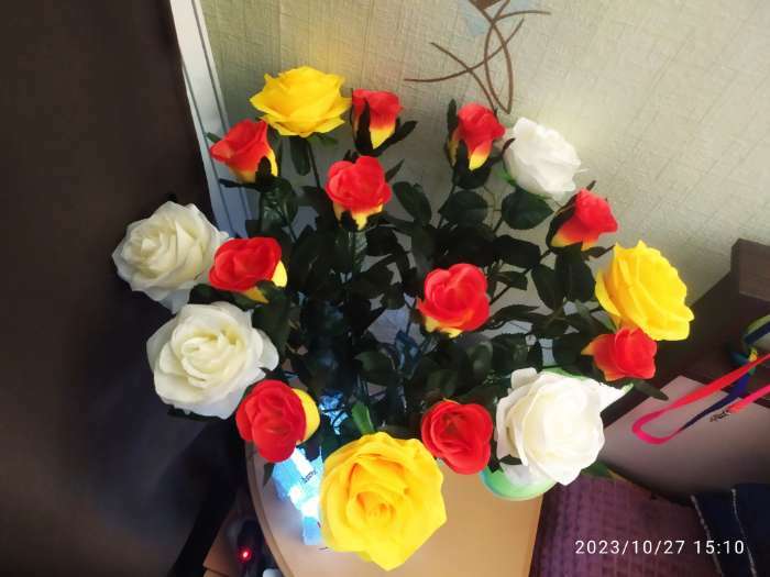 Фотография покупателя товара Цветы искусственные "Роза Глория" 9х60 см, белый - Фото 5