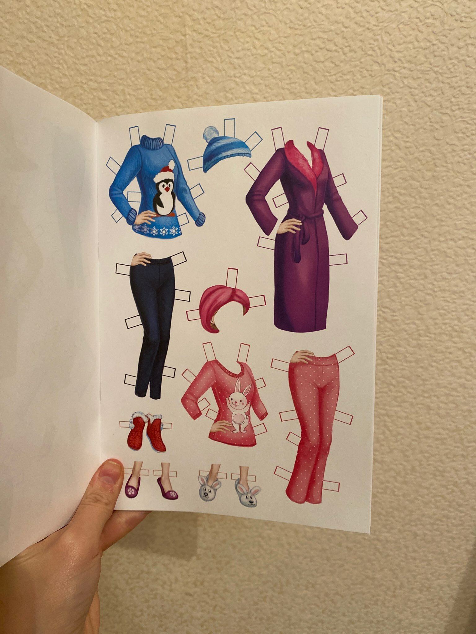 Фотография покупателя товара Вырежи куклу и наряды из «Стильной коллекции», 20 стр. - Фото 1