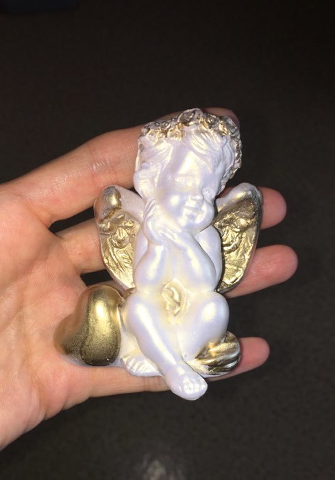 Фотография покупателя товара Статуэтка "Ангел", цвет перламутровый, декор золотистый, 8 см - Фото 2
