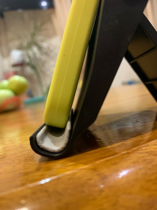 Фотография покупателя товара Подставка для телефона LuazON, складная, регулируемая высота, жёлтая - Фото 8