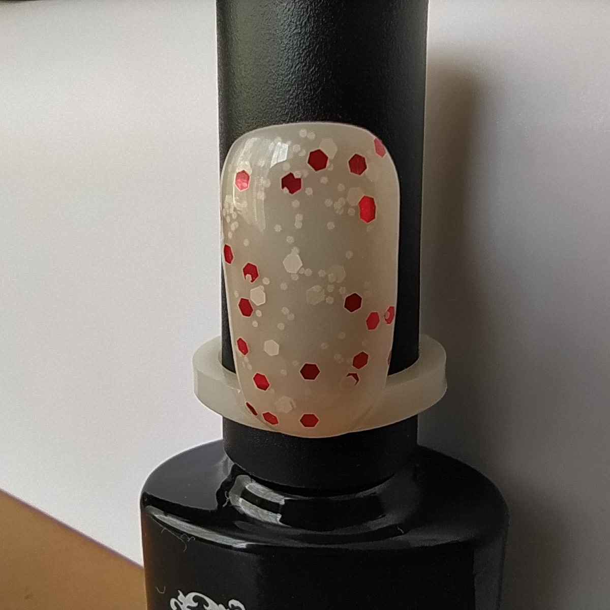 Фотография покупателя товара Гель-лак для ногтей 3-х фазный LED/UV с камифубуки, 04-07 красный, 10 мл