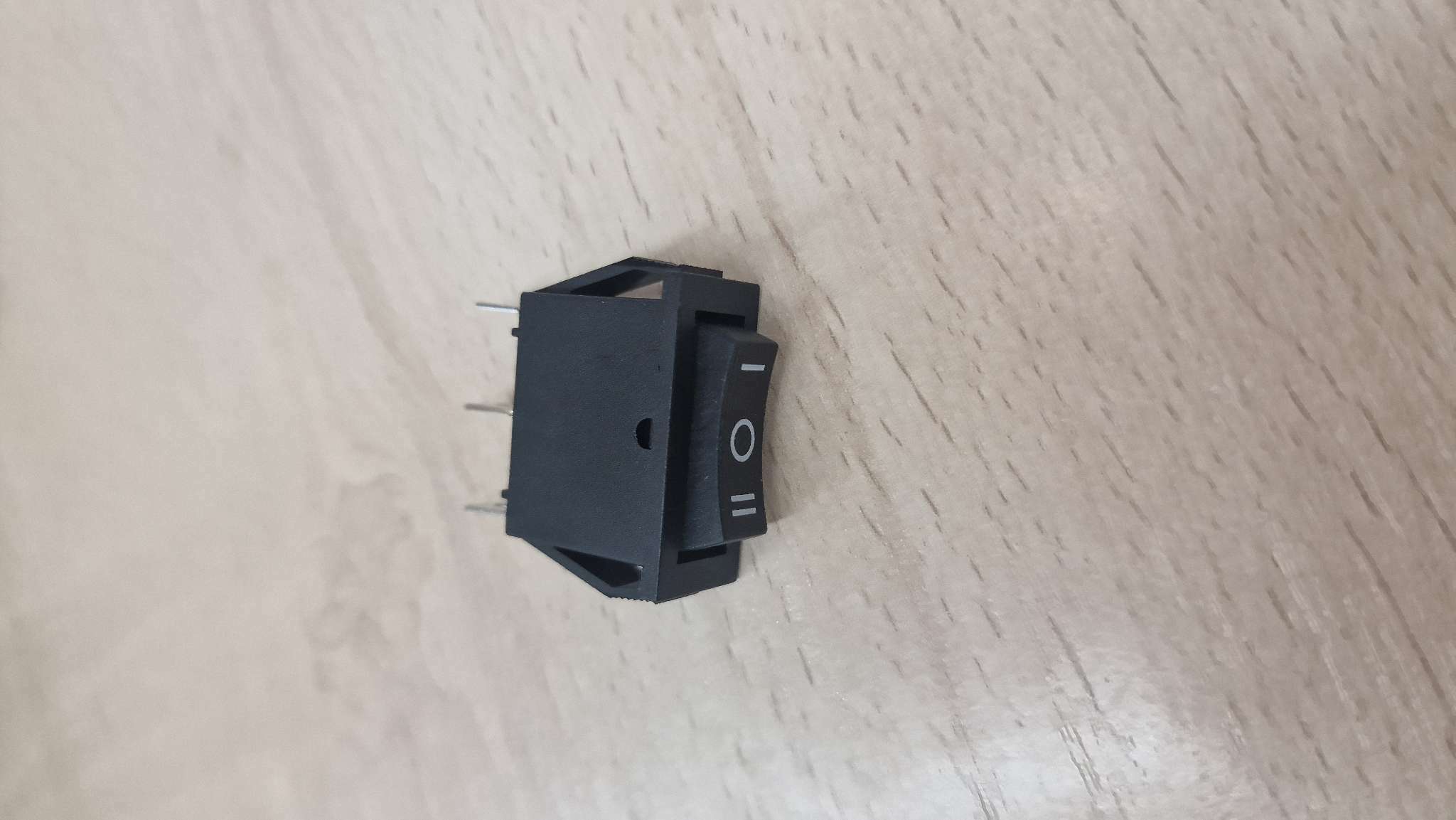 Фотография покупателя товара Кнопка - выключатель, трехпозиционный, 250 Вт, 15 А, 3 с, черный с нейтралью - Фото 1