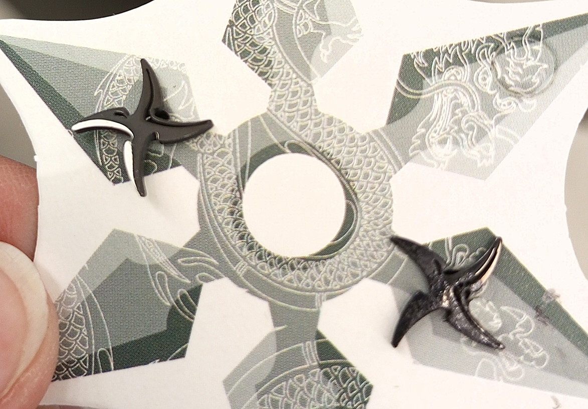 Фотография покупателя товара Серьги металл "Япония" сюрикены гвоздики, цвет чёрный - Фото 2