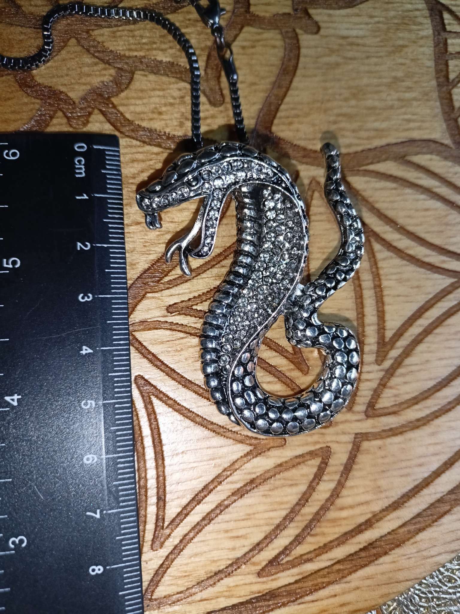 Фотография покупателя товара Брошь «Змея» кобра, цвет белый в чернёном серебре - Фото 1