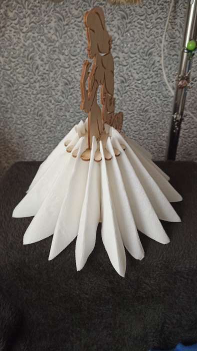 Фотография покупателя товара Салфетница деревянная «Девушка с зонтиком», 25×13×13 см - Фото 6