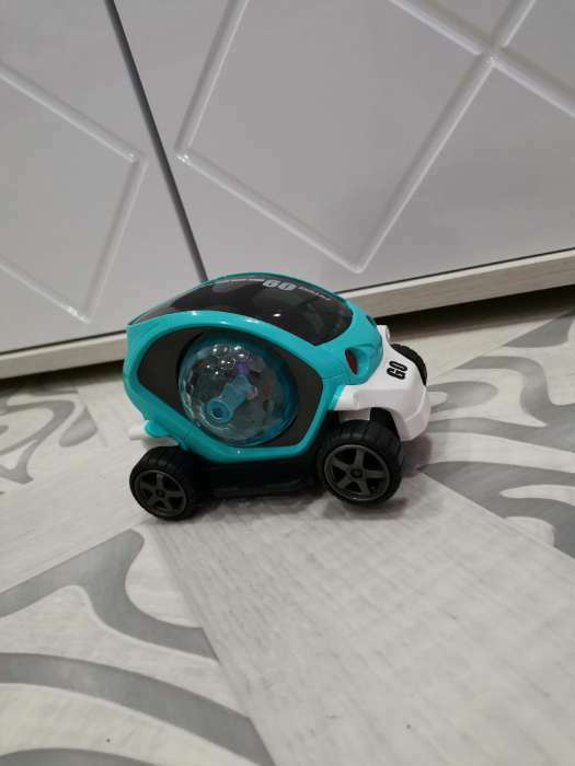 Фотография покупателя товара Машина «Диско», диско-шар, свет и звук, работает от батареек, цвет бирюзовый