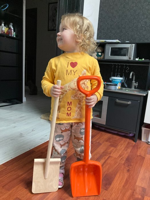 Фотография покупателя товара Лопатка для ребёнка, деревянная 65 см - Фото 1