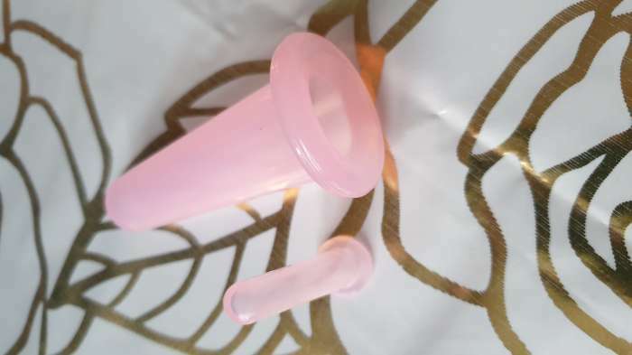 Фотография покупателя товара Набор вакуумных банок для массажа, силиконовые, d=1,6/3,9 см, 2 шт, цвет розовый - Фото 1