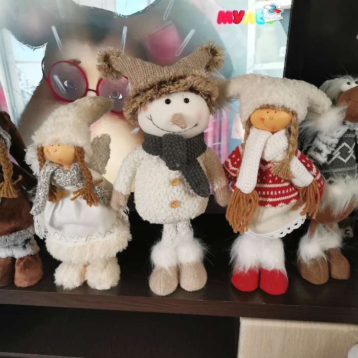 Фотография покупателя товара Кукла интерьерная "Снеговик в коричневой шапочке" 47 см - Фото 1