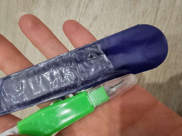 Фотография покупателя товара Пилка-триммер металлическая для ногтей, с защитным колпачком, в чехле, 14 см, цвет МИКС - Фото 1