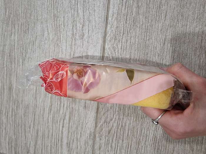Фотография покупателя товара Губка для тела «Восьмёрка», 15×8×3,5 см, цвет МИКС