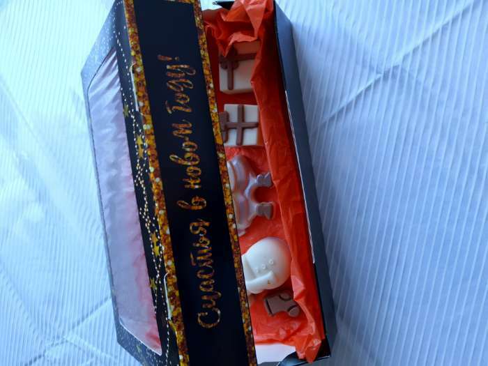 Фотография покупателя товара Коробка складная "Праздничное настроение", 20 х 12 х 4 см с окном - Фото 5