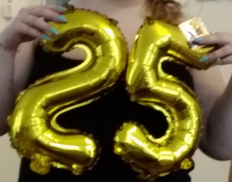 Фотография покупателя товара Шар фольгированный 16" "25 лет", цвет золотой - Фото 2