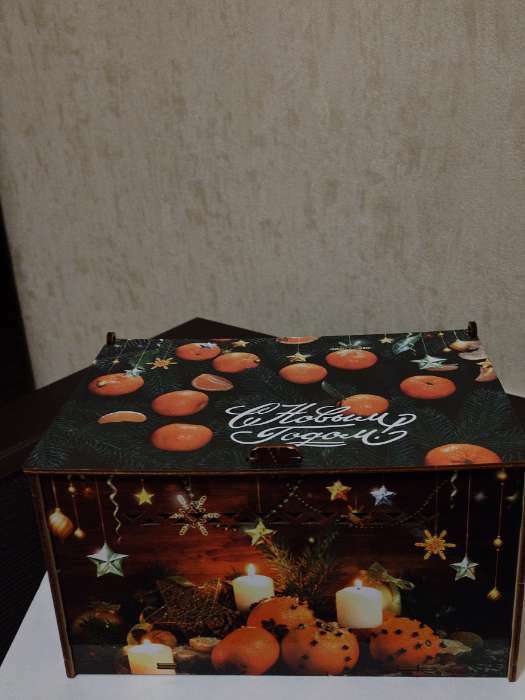 Фотография покупателя товара Коробка подарочная посылка новогодняя "С Новым годом! Мандарины и ёлочка" - Фото 1