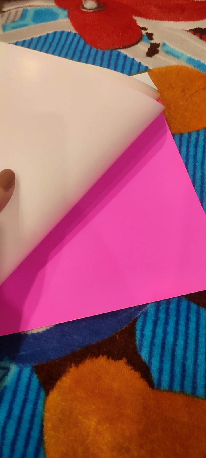 Фотография покупателя товара Бумага цветная флуоресцентная А4, 7 листов, 7 цветов, односторонняя мелованная, ErichKrause, на склейке, схема поделки