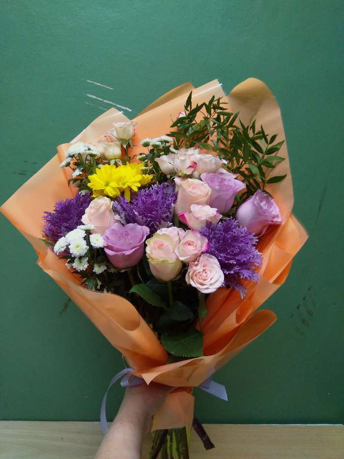 Фотография покупателя товара Пленка для цветов и подарков тонированный лак персиковый 0.7 х 8.2 м, 40 мкм - Фото 8