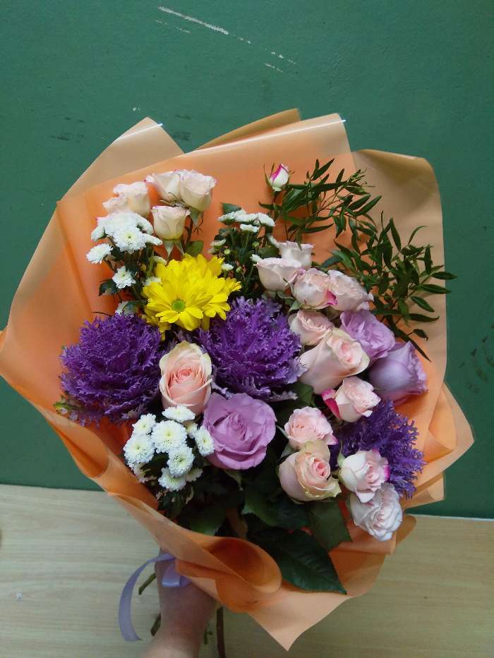 Фотография покупателя товара Пленка для цветов и подарков тонированный лак лавандовый 0.7 х 8.2 м, 40 мкм - Фото 9