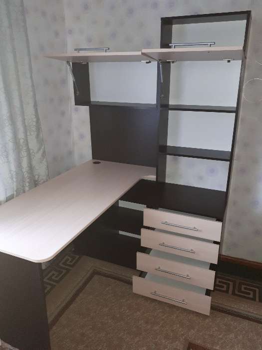 Фотография покупателя товара Компьютерный стол «КСТ-14», угловой, правый, корпус венге / фасад белёный дуб