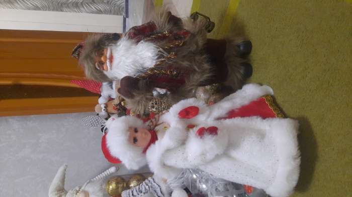 Фотография покупателя товара Снегурочка "Шик" в бело-красной шубке и в варежках, двигается, 40 см - Фото 2