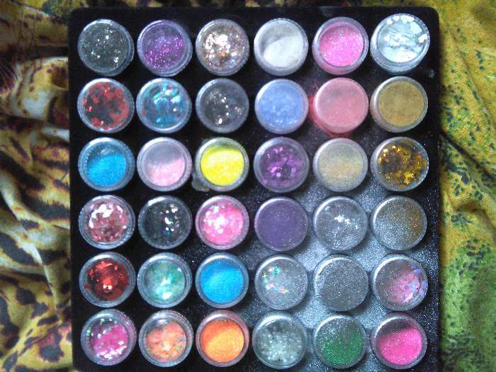 Фотография покупателя товара Ассорти для декора, в пластиковом органайзере, набор 36 баночек, разноцветные